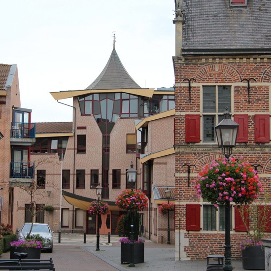 FOTO'S ONDERAAN PAGINA'S